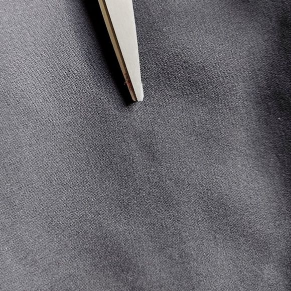 Banana Republic black above knee pencil skirt 0P (27" waist) - Picture 13 of 13